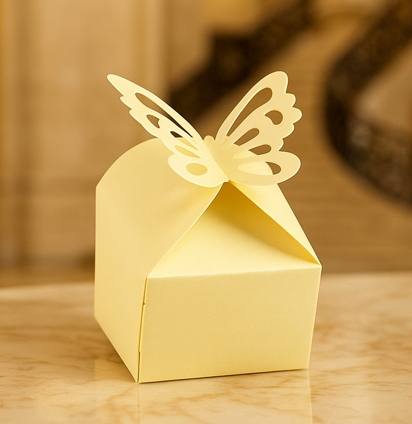 توزيعات توفانا (كبسولات العود العسلي)