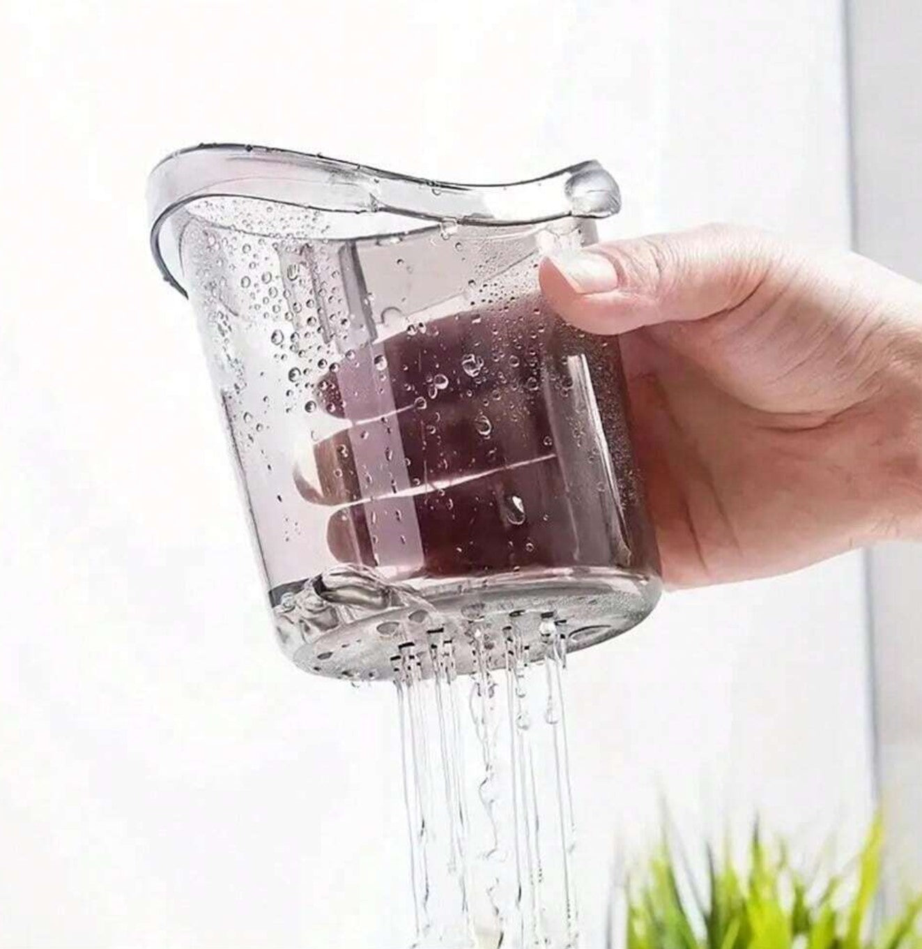 حامل فرشاة الاسنان و المعجون ذاتي اللصق