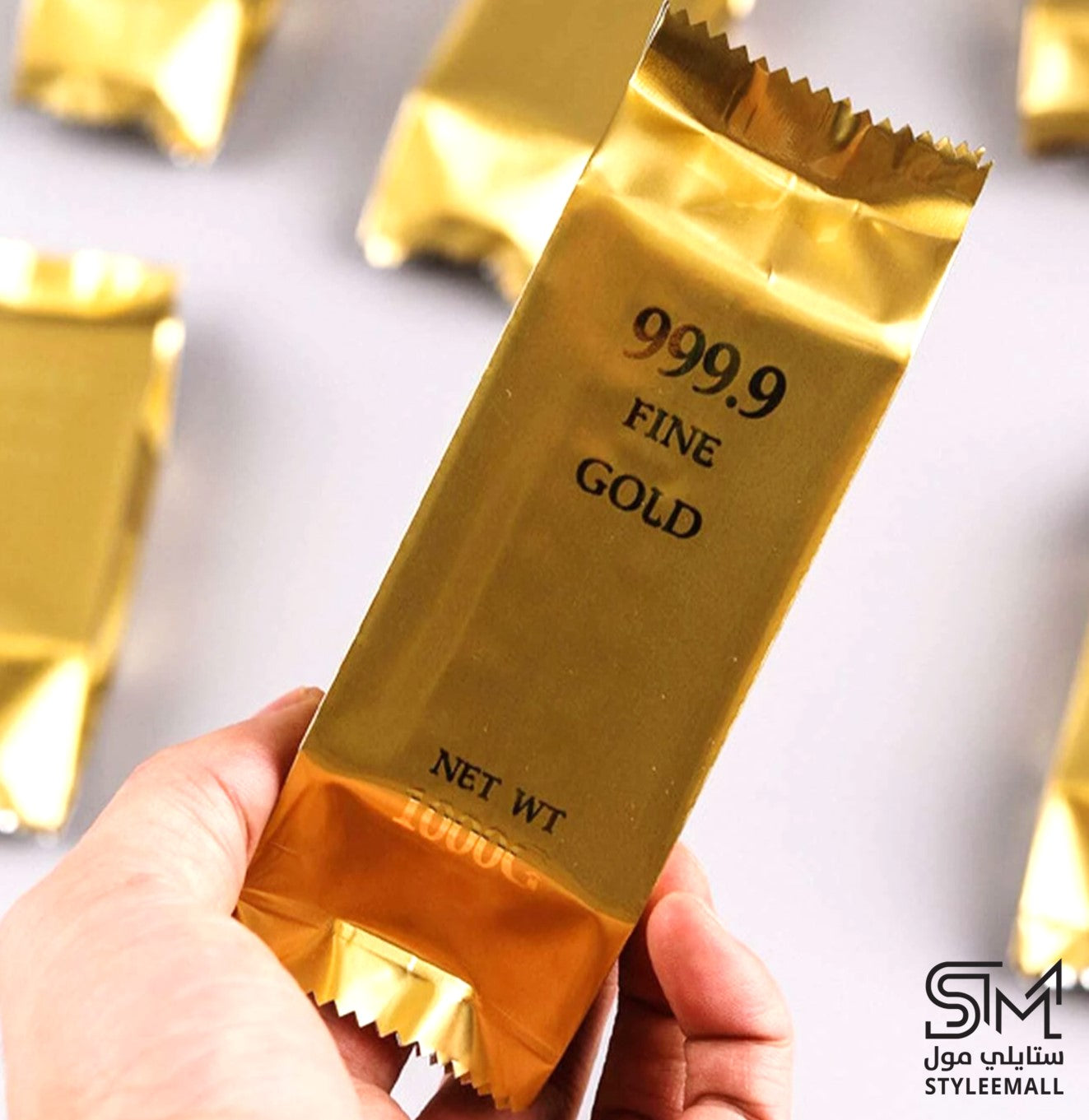 توزيعات العود الطبيعي على شكل سبائك الذهب