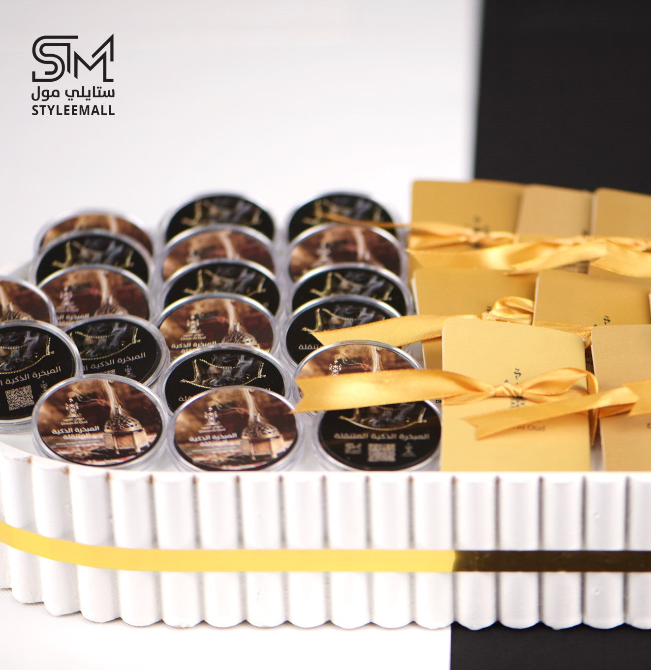 صينية توزيعات إيمانويل (شرائح العود الفتنامي مع كبسولات العود)