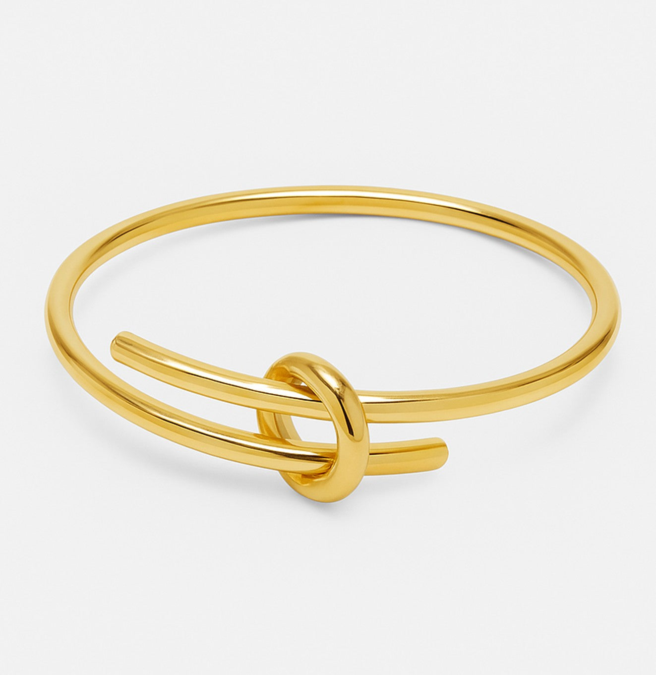 سوار ذهبي أنيق بتصميم عقدة عصرية