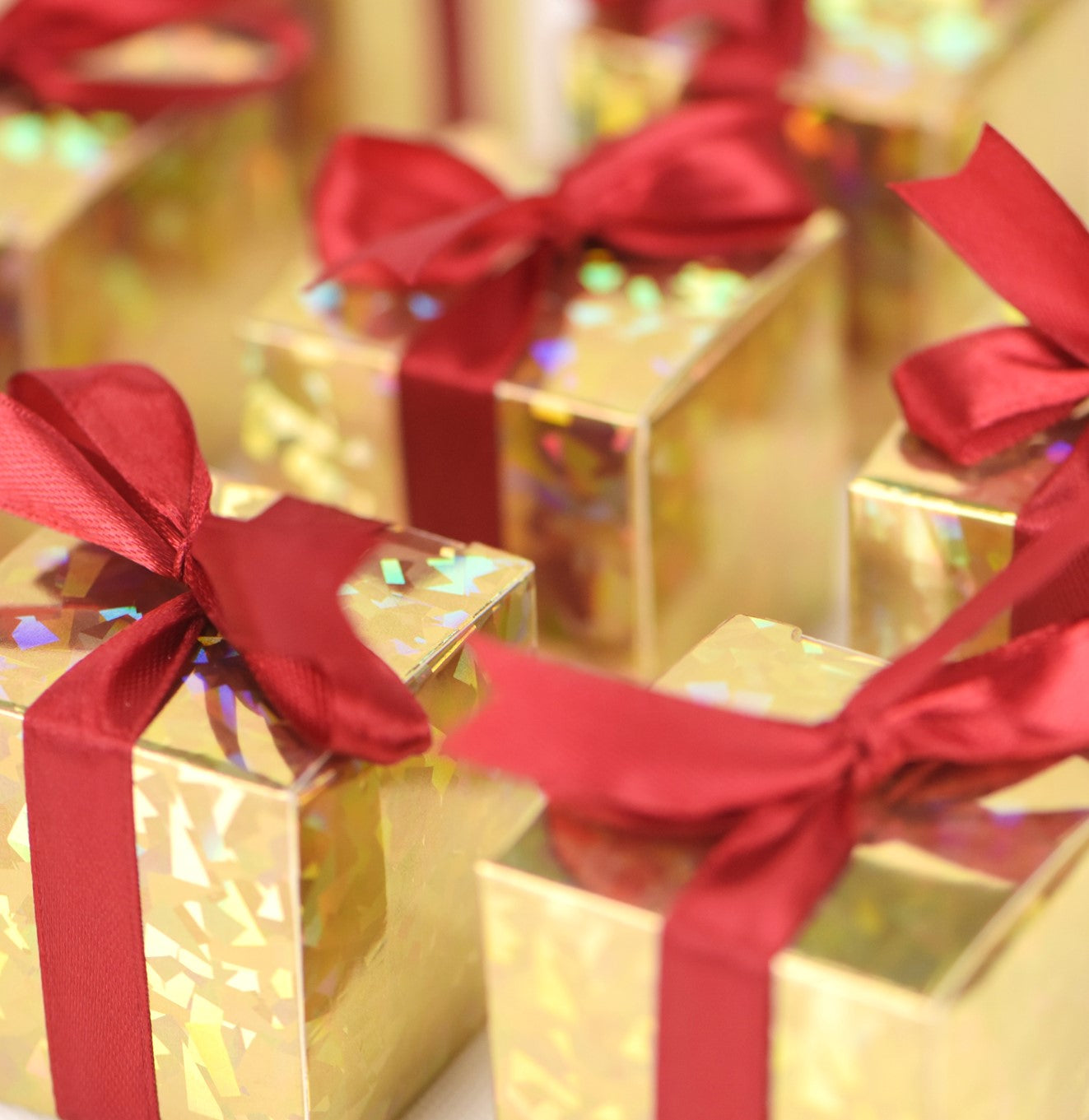 توزيعات مارفيل (كبسولة العود الملكي)