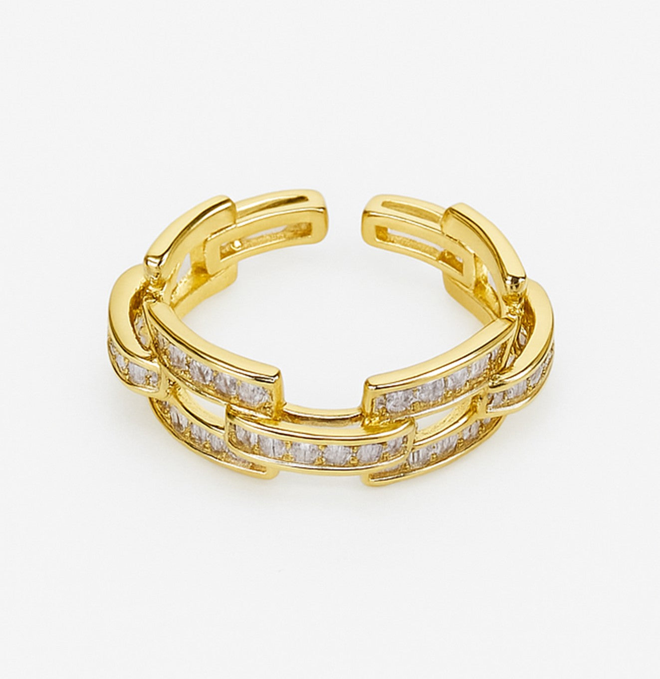 خاتم ذهبي فاخر بتصميم متشابك مرصع بالأحجار البراقة