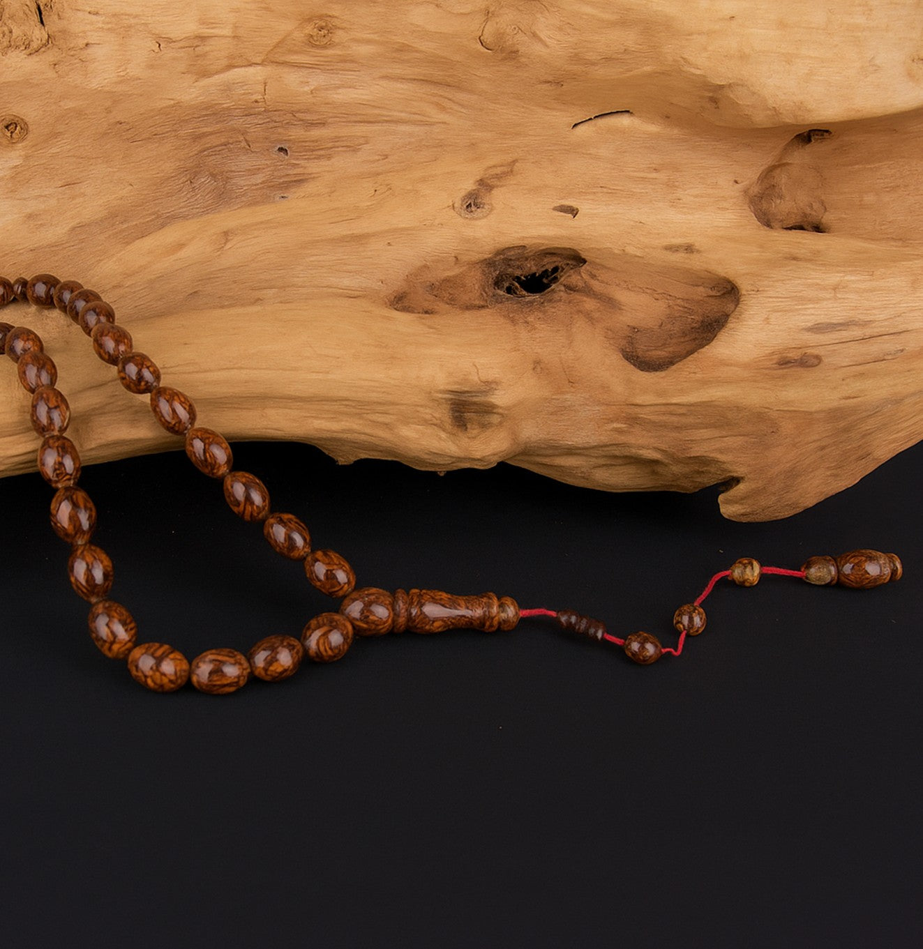 مسبحة شجرة التارشن (برائحتها الفاخرة)