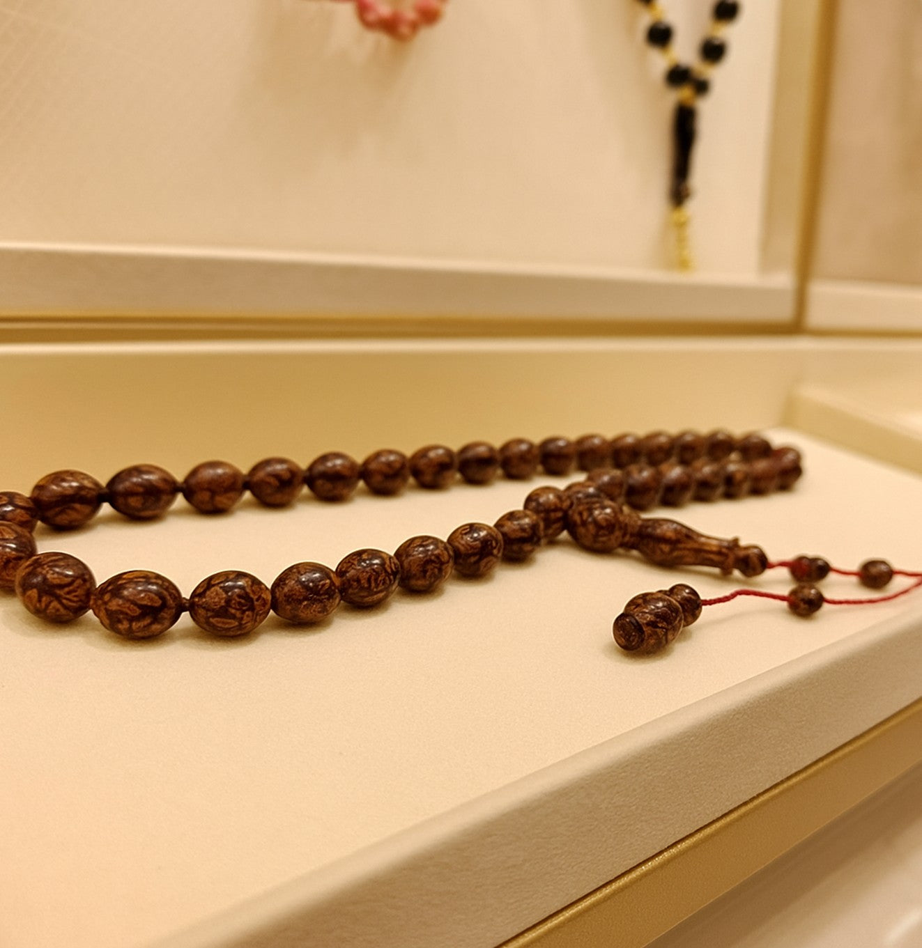 مسبحة شجرة التارشن (برائحتها الفاخرة)