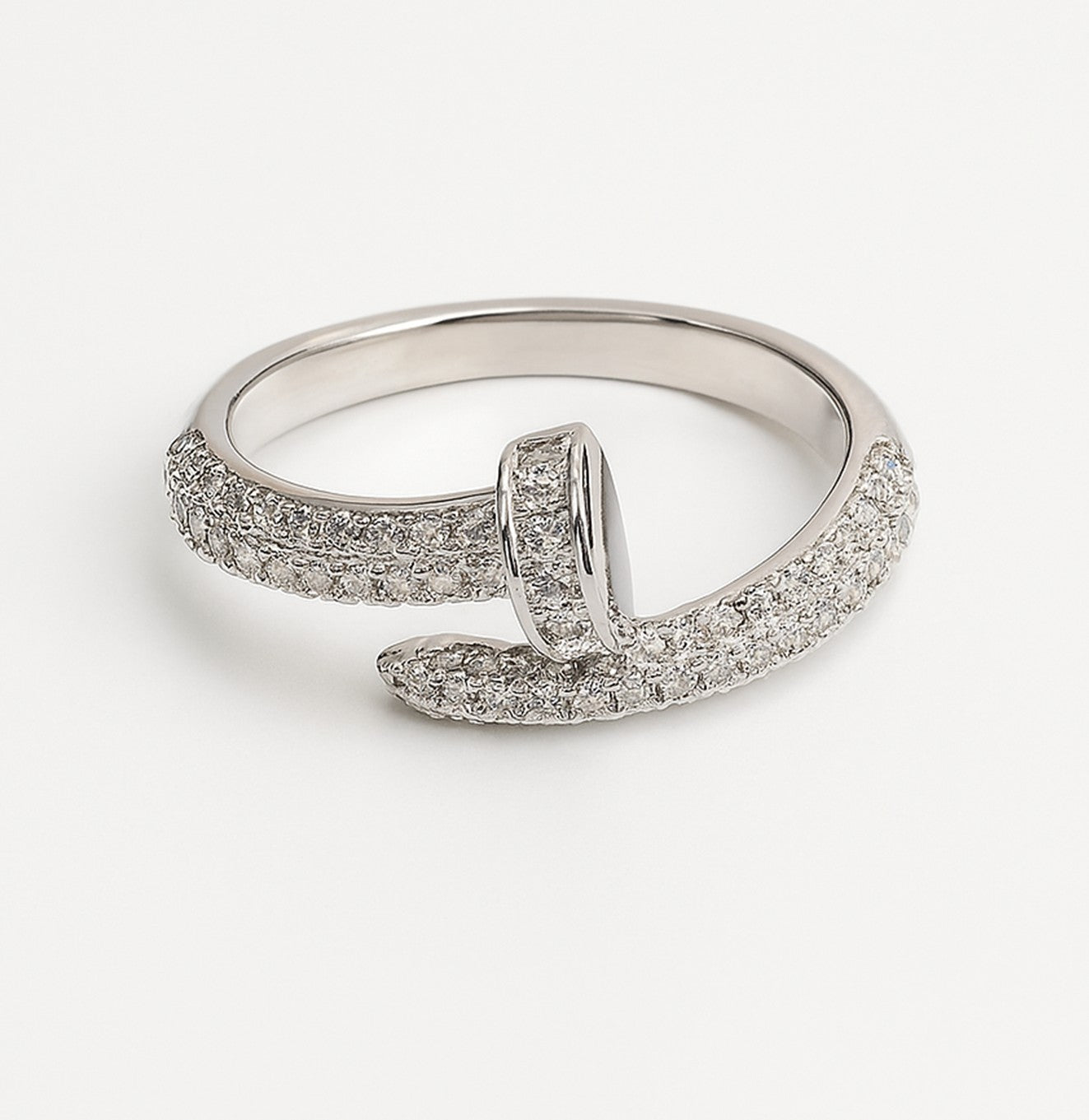 خاتم مفتوح بتصميم عصري فاخر