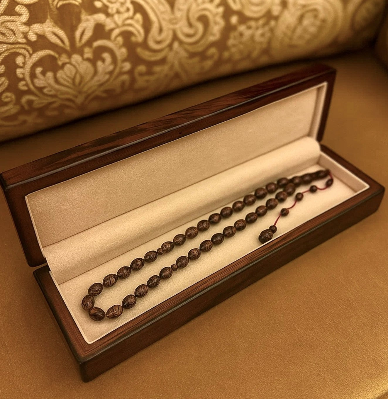مسبحة شجرة التارشن (برائحتها الفاخرة)