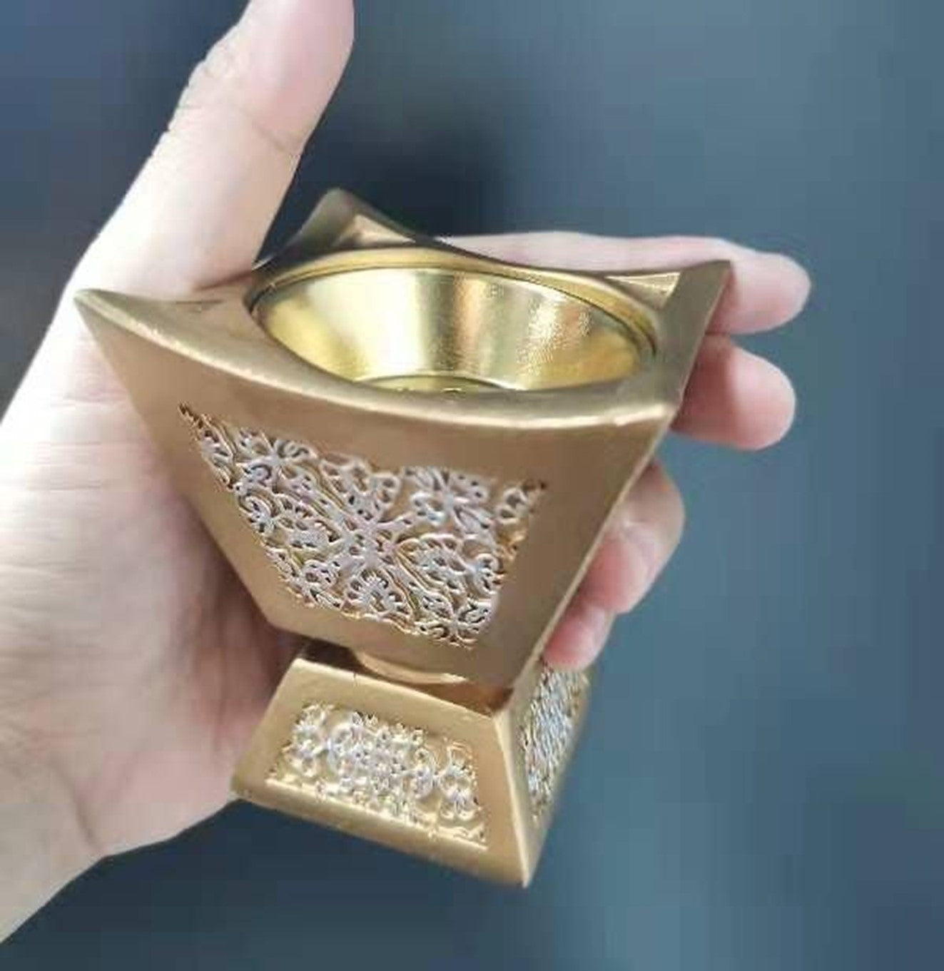 مبخرة محمولة (ميني) بتصميم عصري وزخارف رائعة