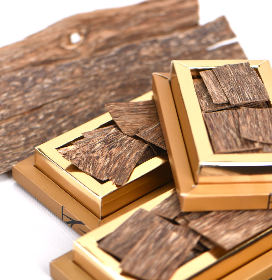 ثلاث علب عود شرائح الفتنامي الطبيعية الفاخرة