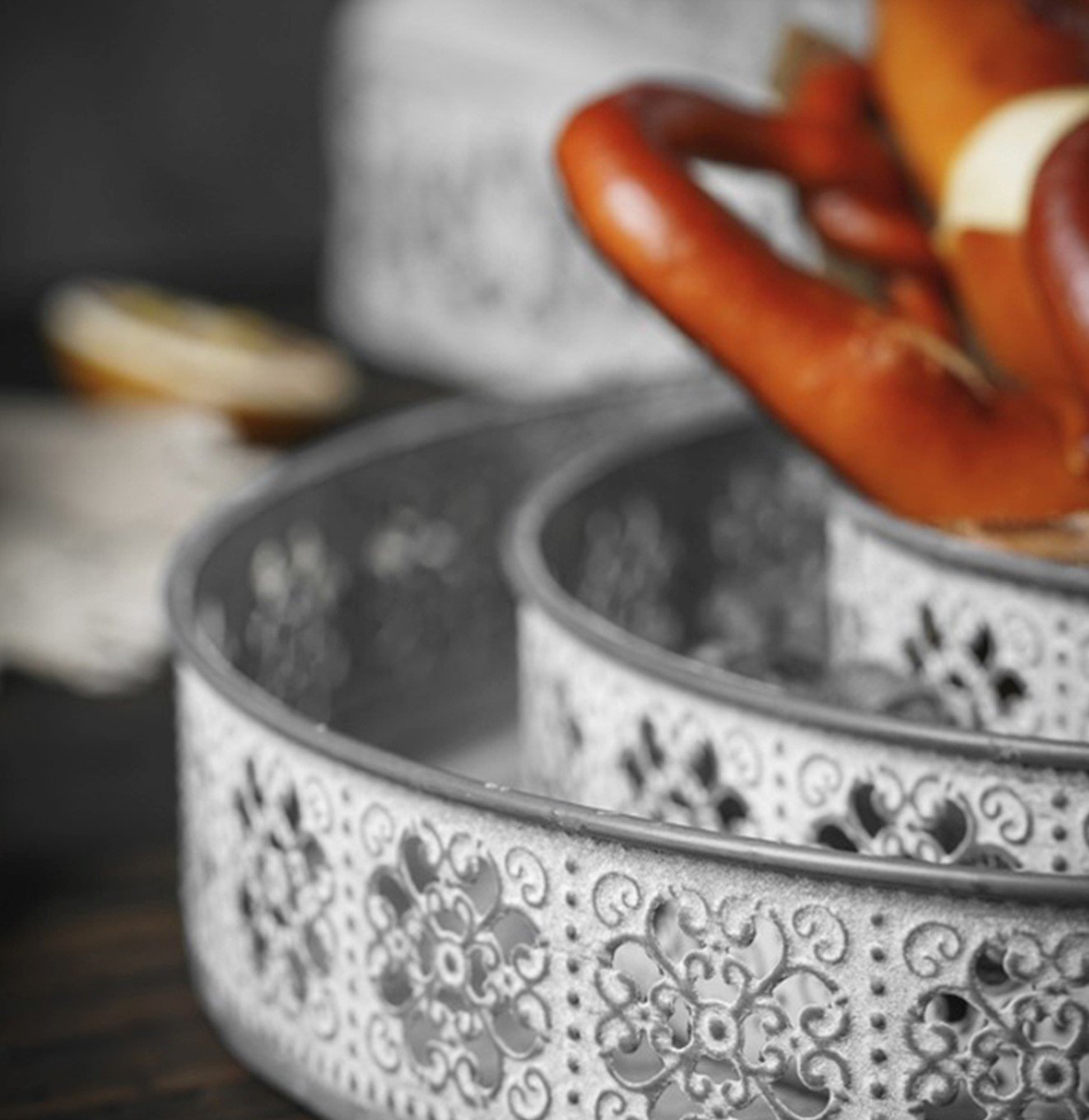 صينية عتيقة على الطراز الأمريكي