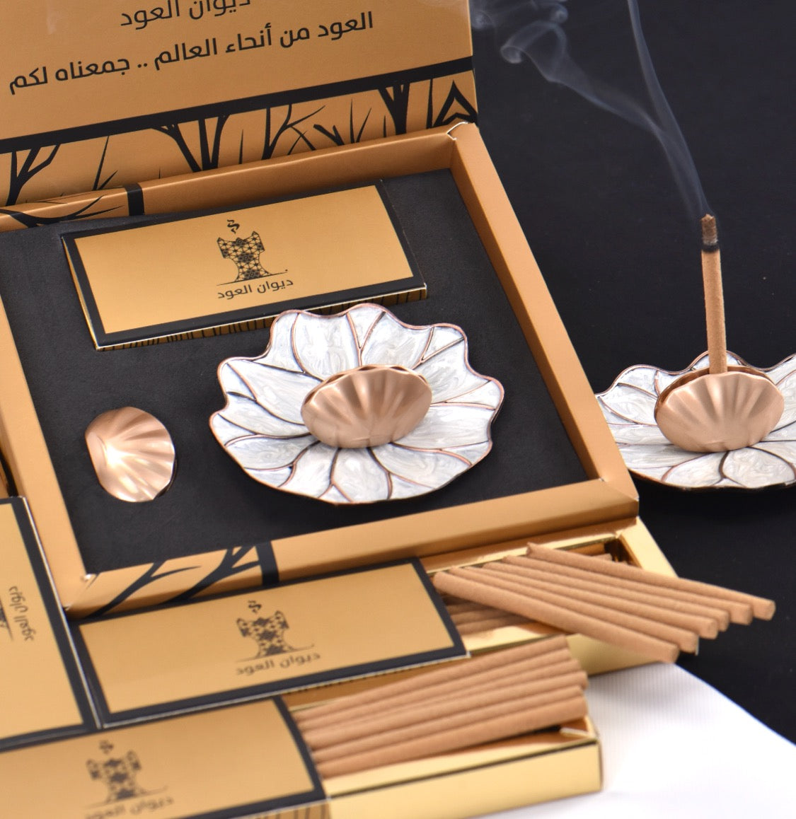 مجموعة العود الفتنامي الطبيعي الملكي الأسطواني
