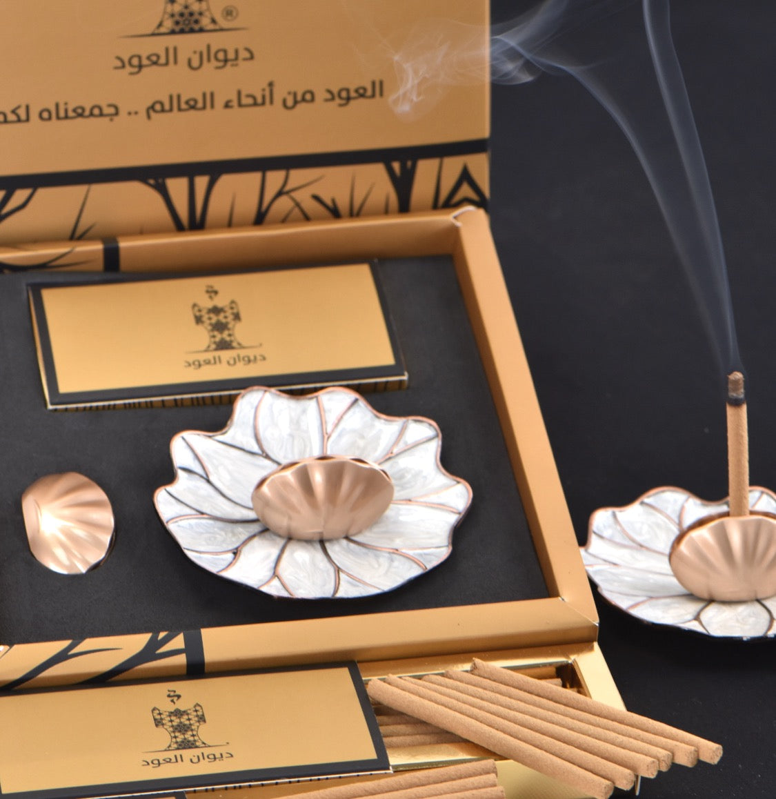 مجموعة العود الفتنامي الطبيعي الملكي الأسطواني
