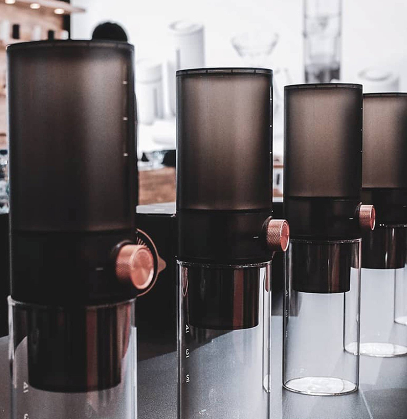 صانعة قهوة كولد برو بالتقطير البطيء المحترف