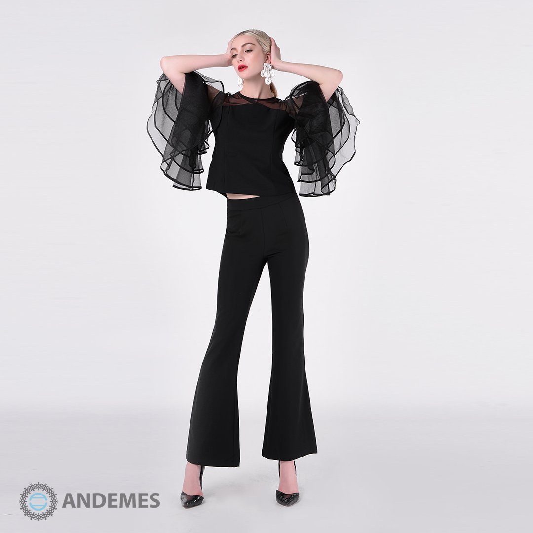 بلوزة عصرية سوداء بتصميم رائع - StyleeMall