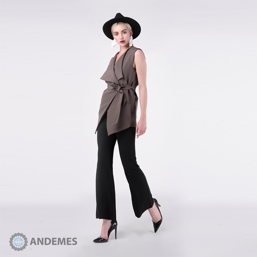 بلوزة بتصميم جاكت عصري بدون أكمام وحزام من القماش - StyleeMall