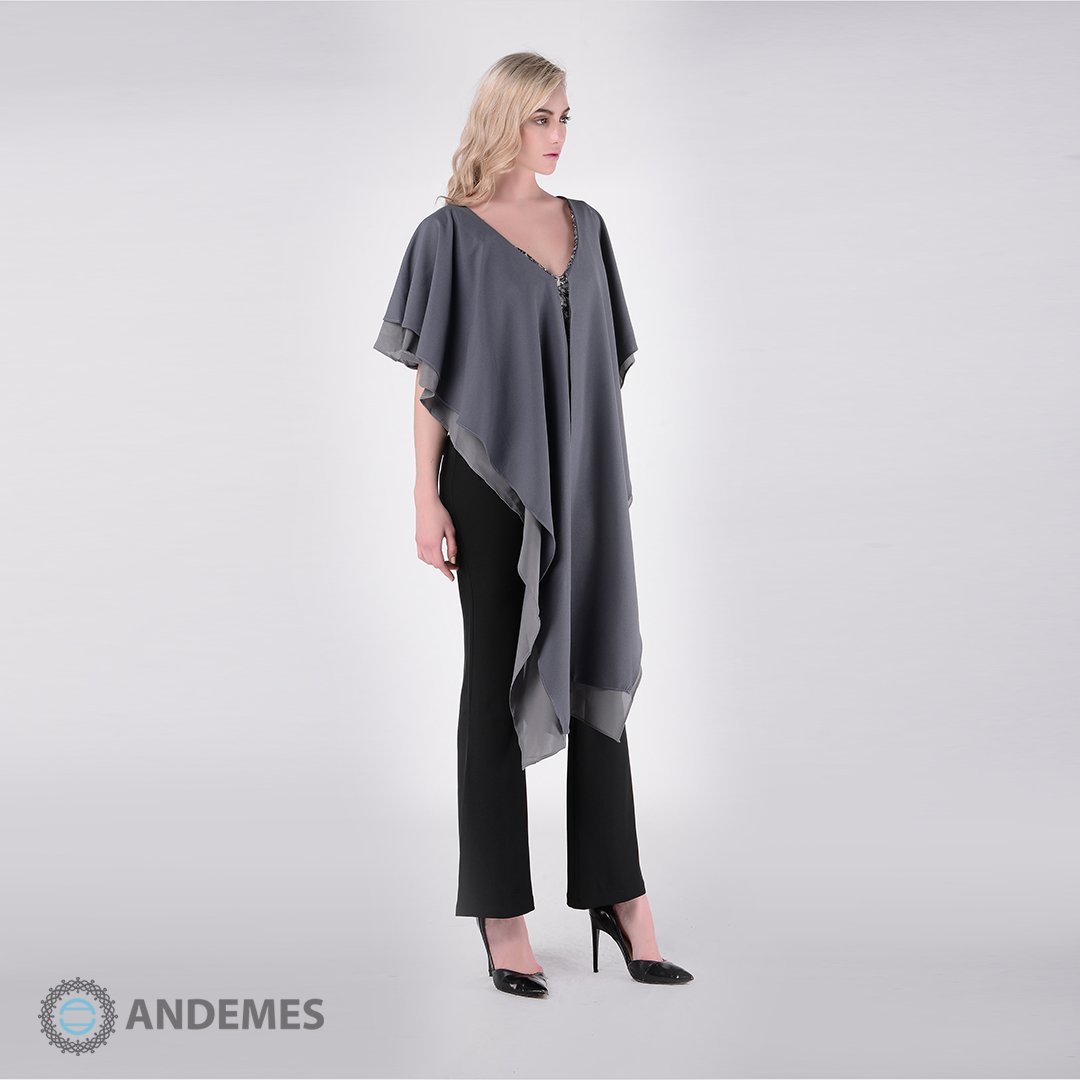 بلوزة بزخارف داخلية وقماش باللون الرصاصي والرمادي بتصميم فريد - StyleeMall