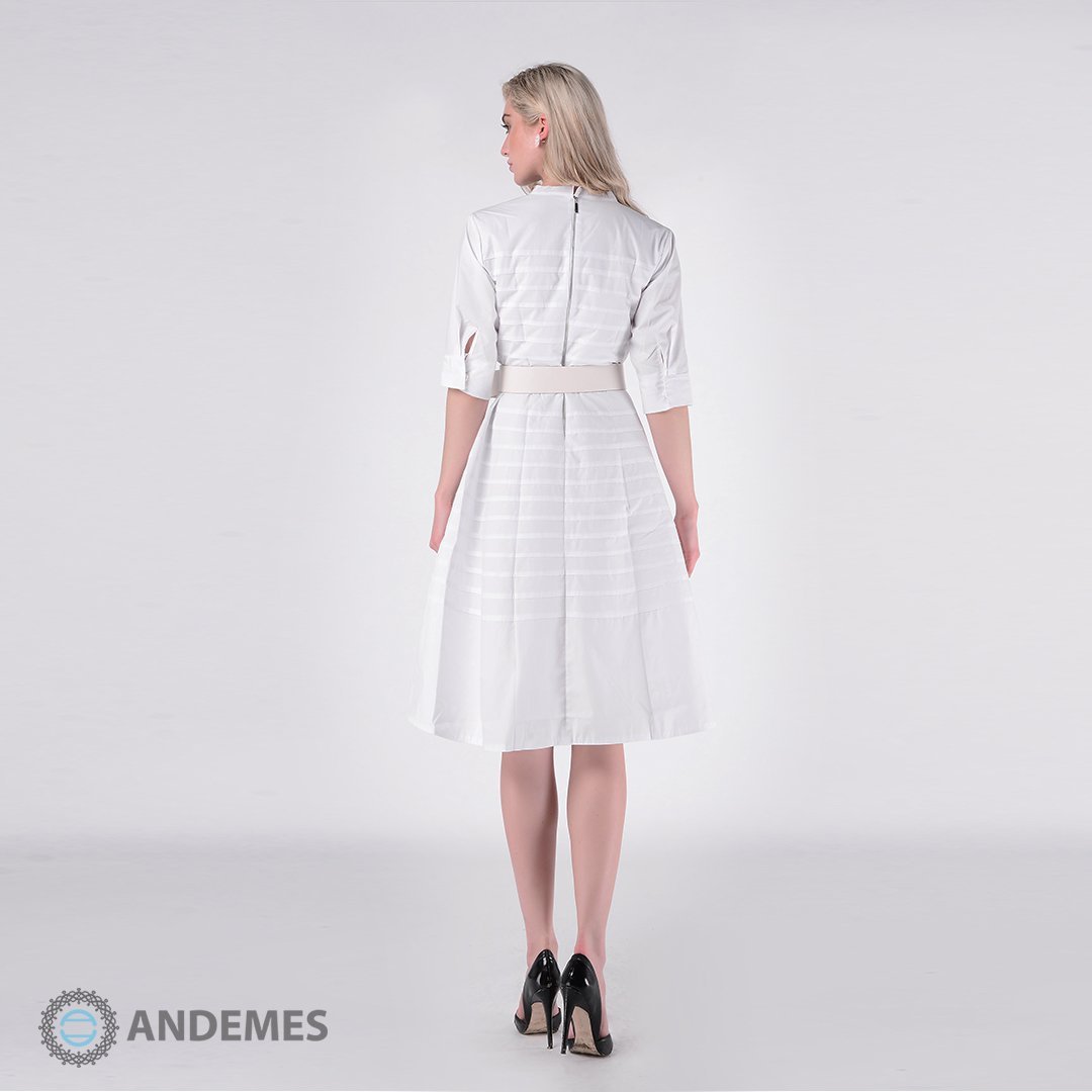 فستان أبيض بحزام وخطوط أفقية - StyleeMall