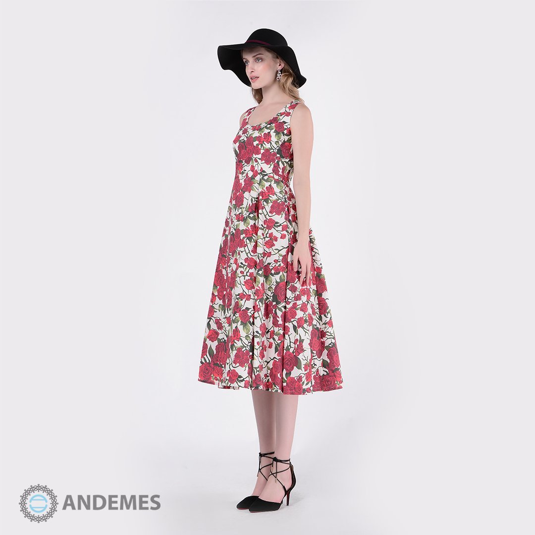 فستان أبيض من القطن مغطى برسومات الأزهار الحمراء - StyleeMall