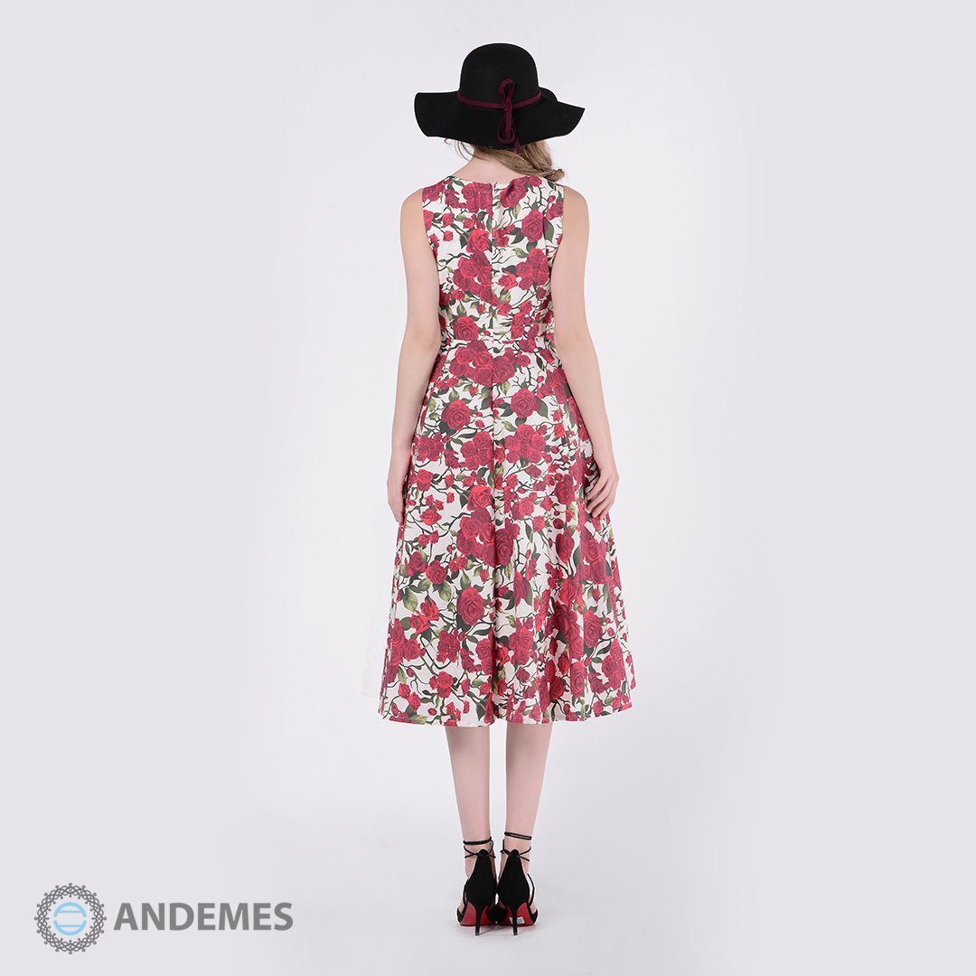 فستان أبيض من القطن مغطى برسومات الأزهار الحمراء - StyleeMall