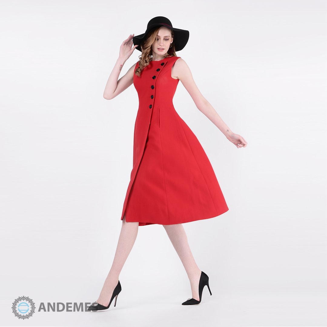 فستان مناسبات أحمر، بأزرار سوداء - StyleeMall