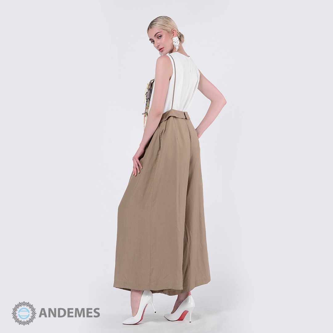 جمبسوت فضفاض بني مزين بفيونكات رائعة