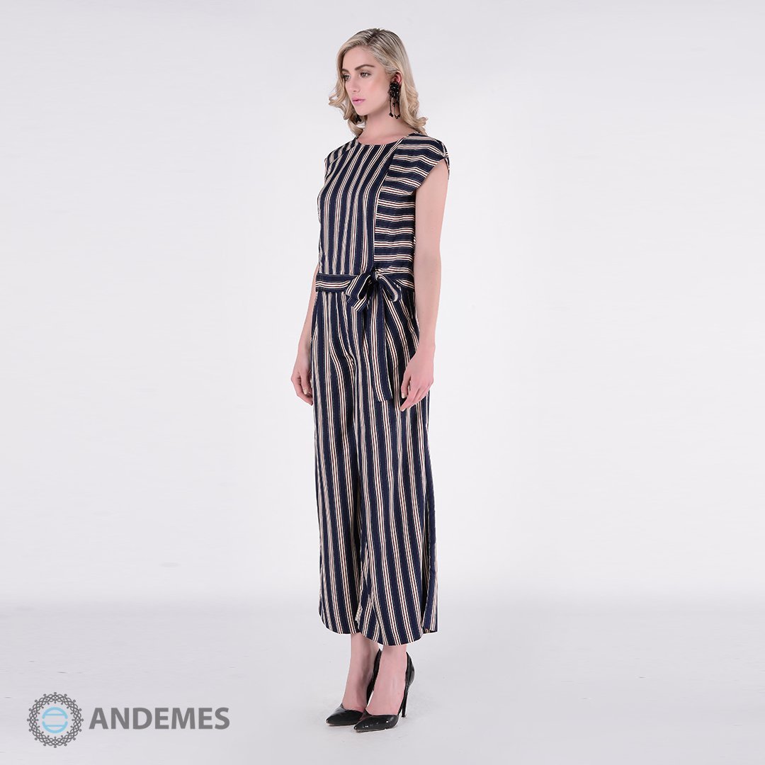 طقم بنطال وبلوزة كحلي مقلم مع شريطة في الوسط - StyleeMall