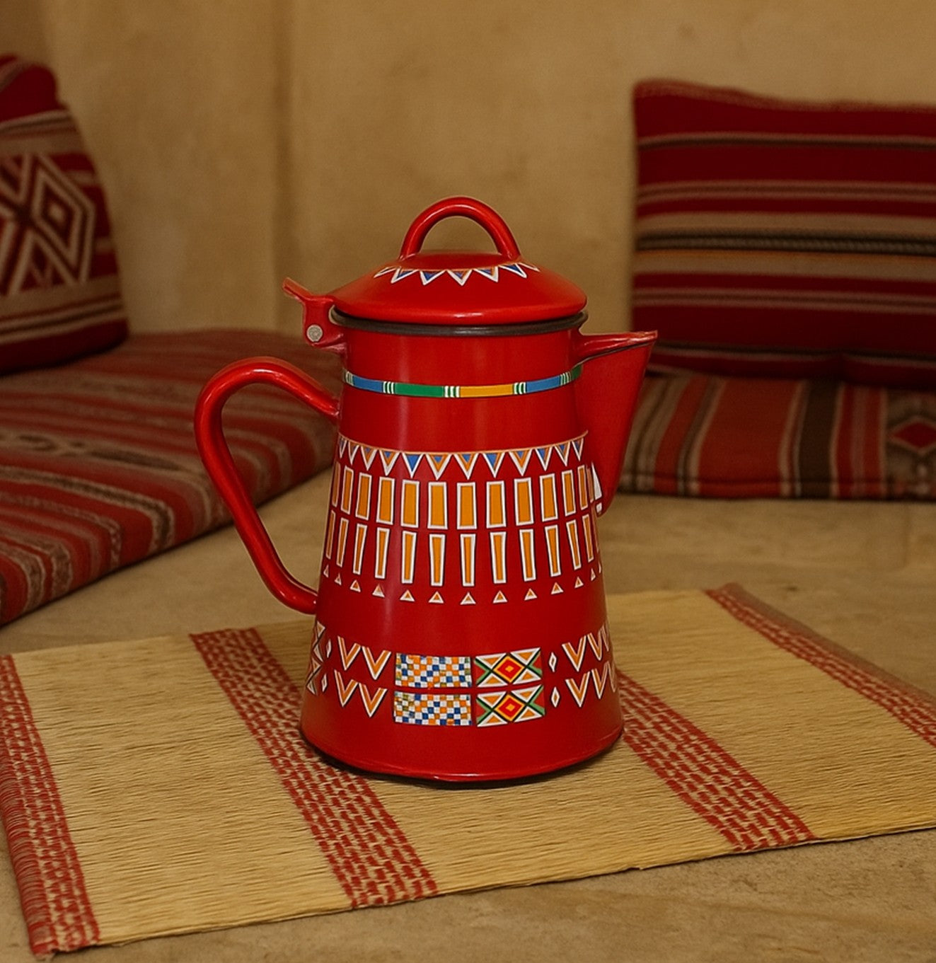 دلة حليب بنقش عسيري