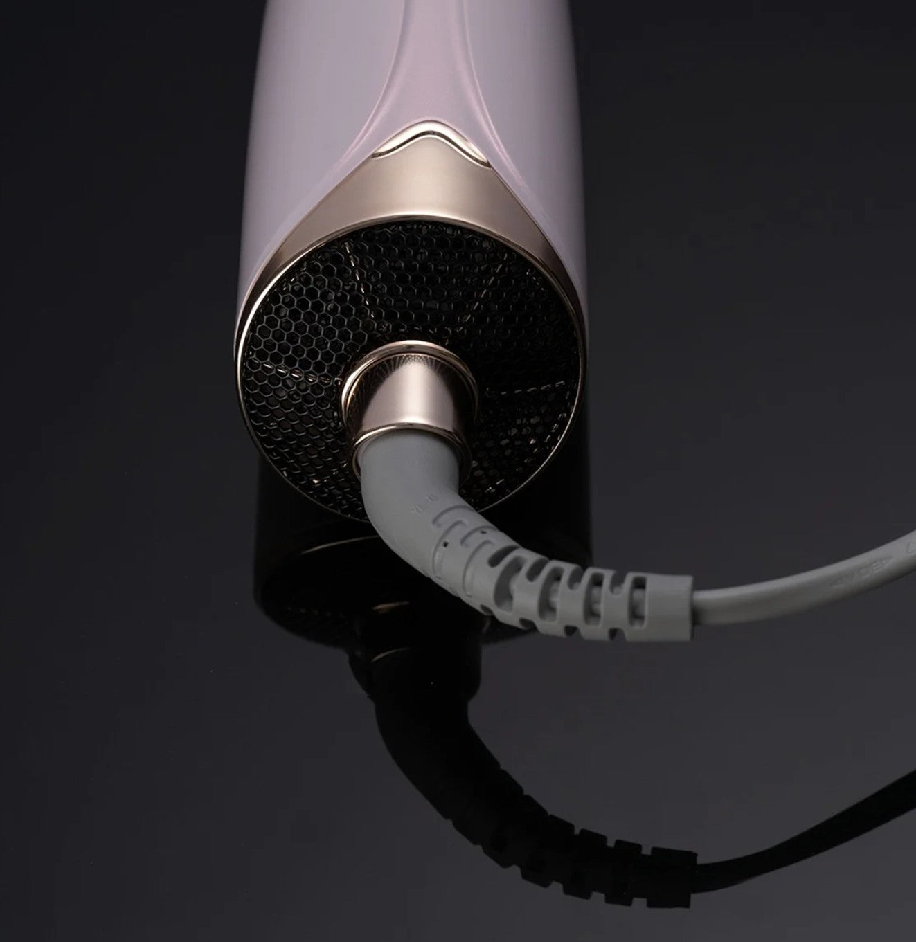 استشوار شعر بفرشة واحدة بقوة 1200 واط