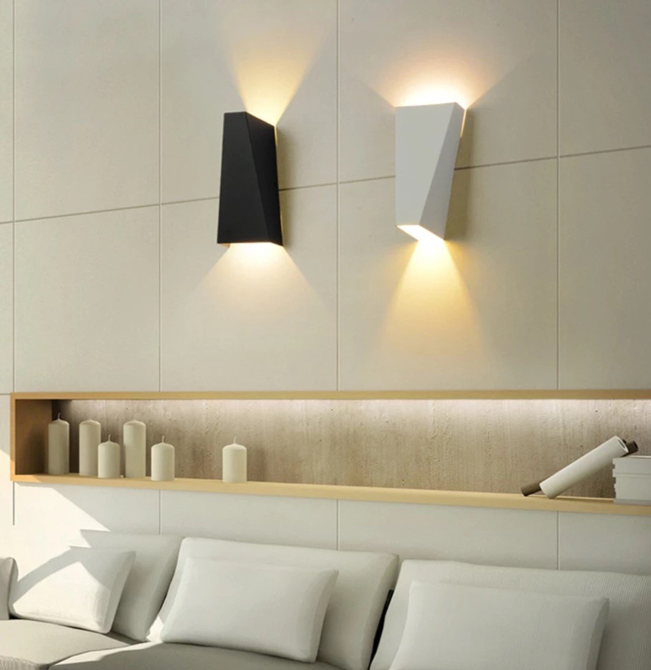إضائة جدارية بتصميم هندسي حديث