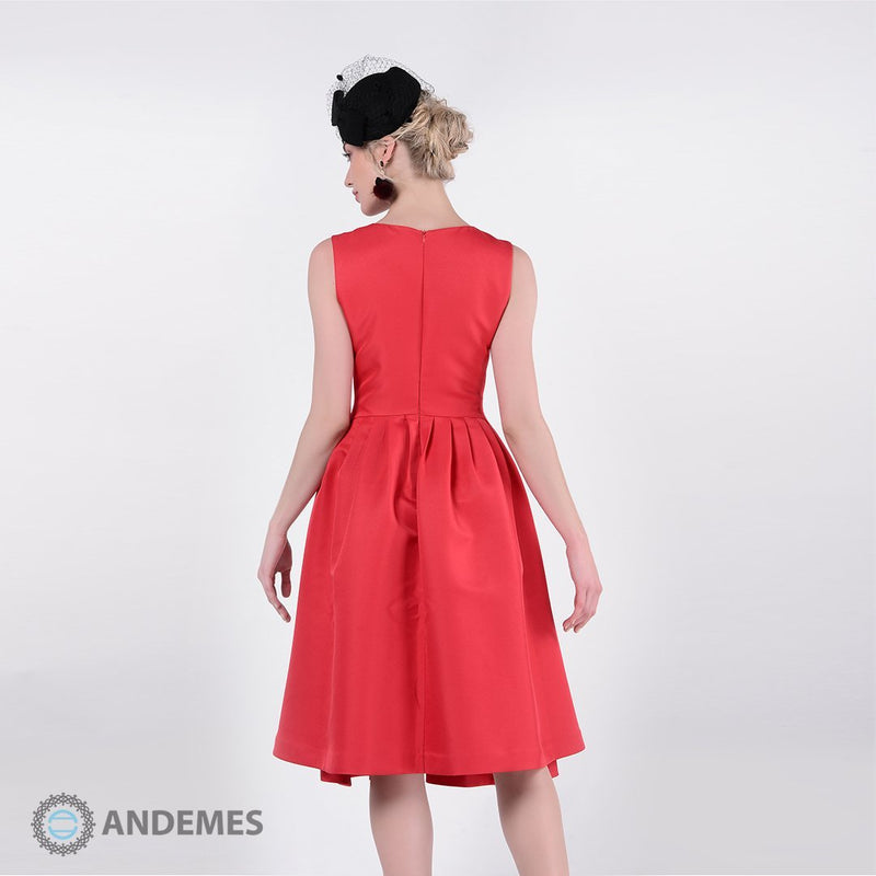 فستان مناسبات أحمر، بكسرات خلفية - StyleeMall